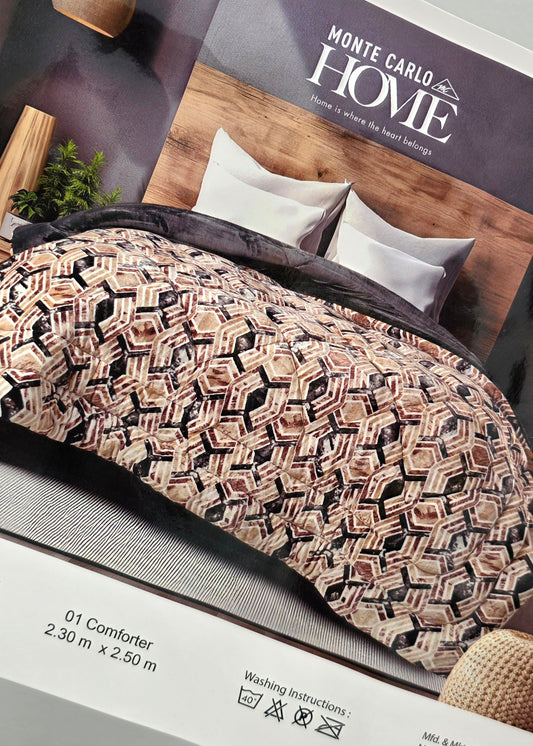 Monte Carlo Premium Luxury Quilt