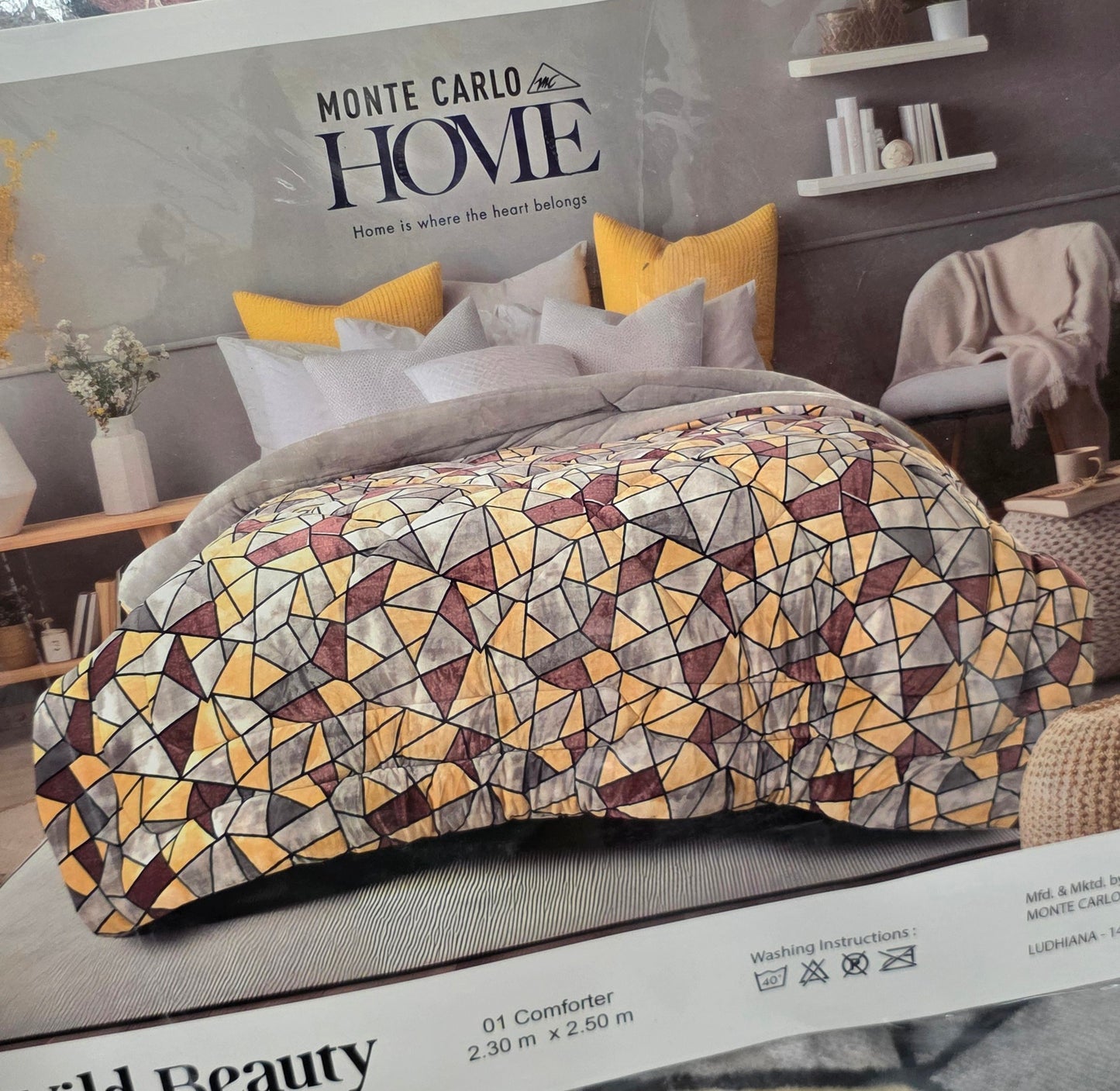 Monte Carlo Premium Luxury Quilt