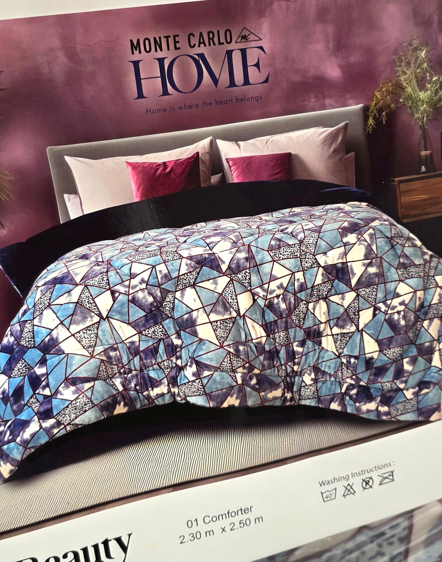 Monte Carlo Premium Luxury Quilt