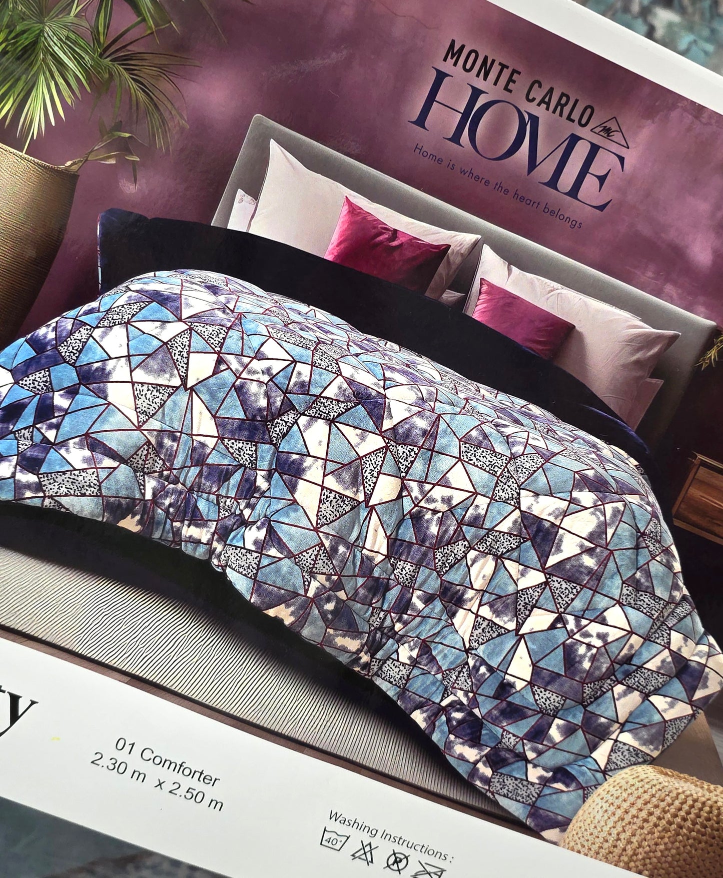 Monte Carlo Premium Luxury Quilt