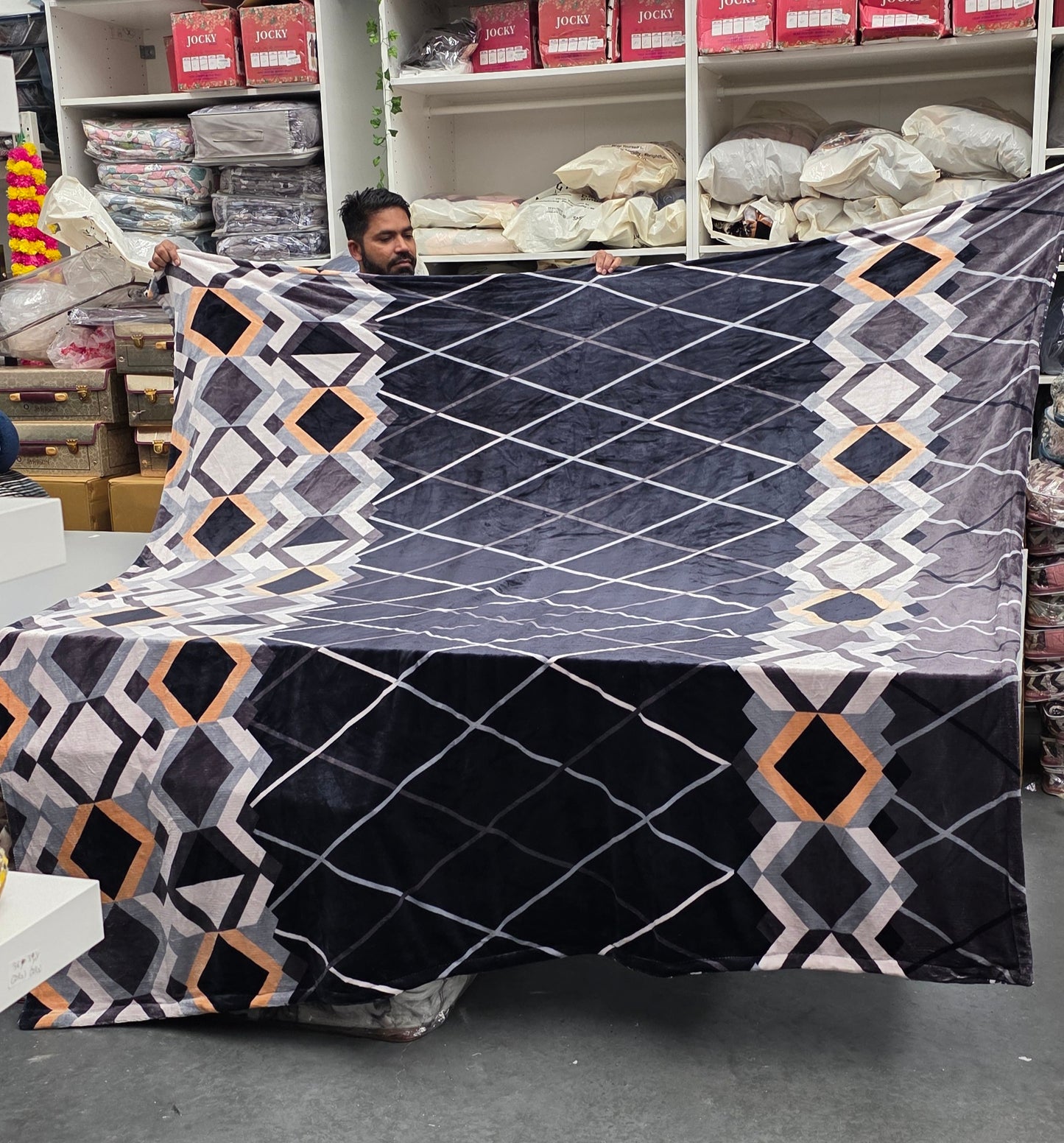 Printed All-Season Duvet Cover – Reversible