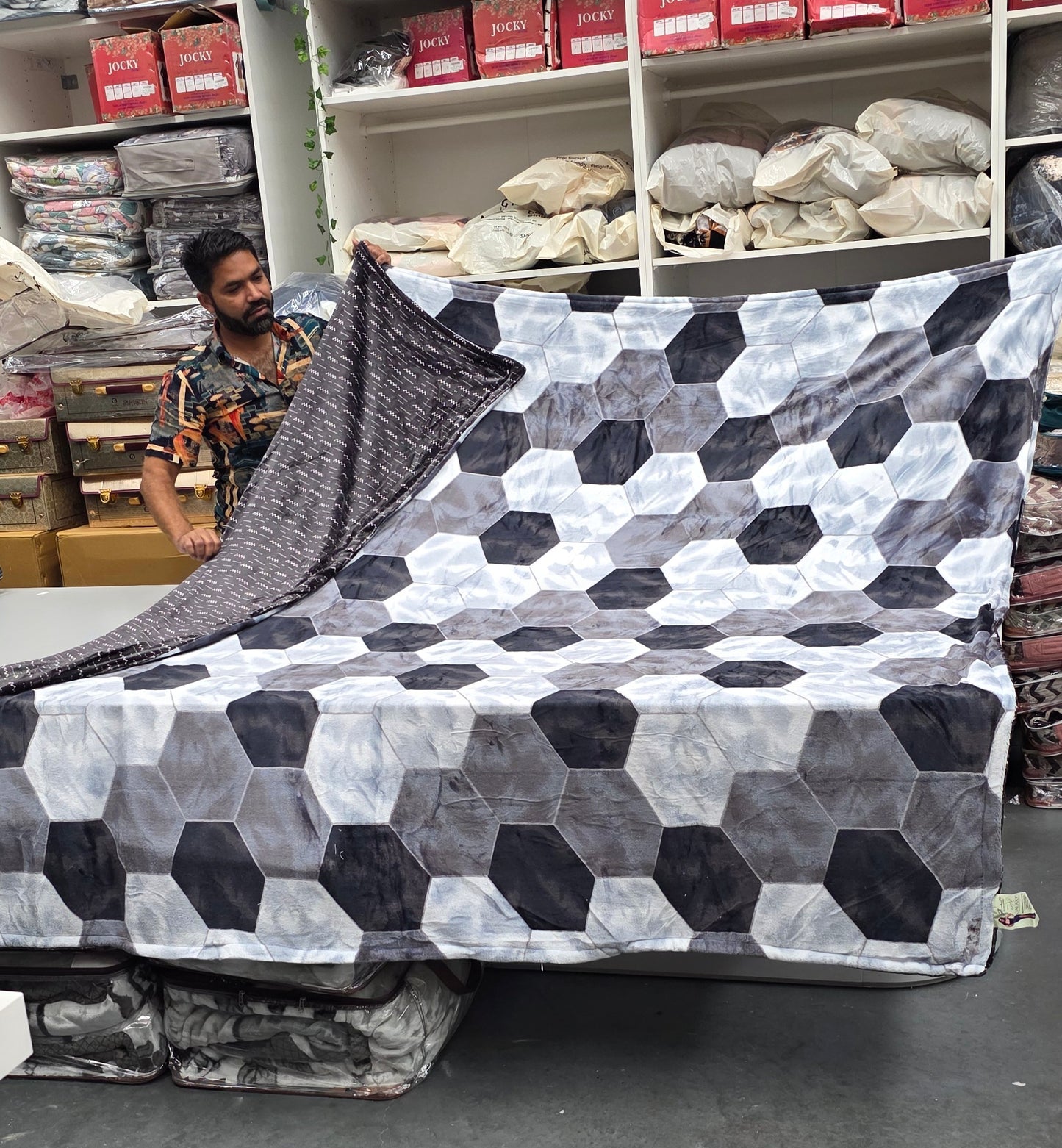 Printed All-Season Duvet Cover – Reversible