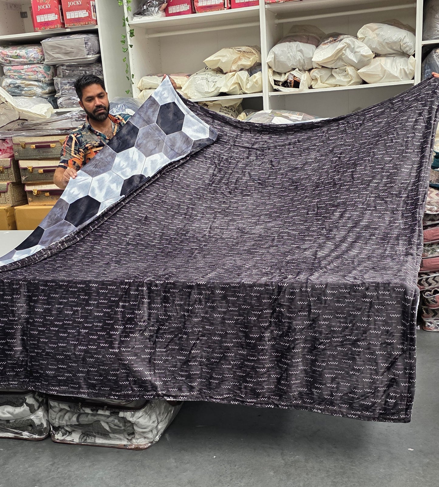 Printed All-Season Duvet Cover – Reversible