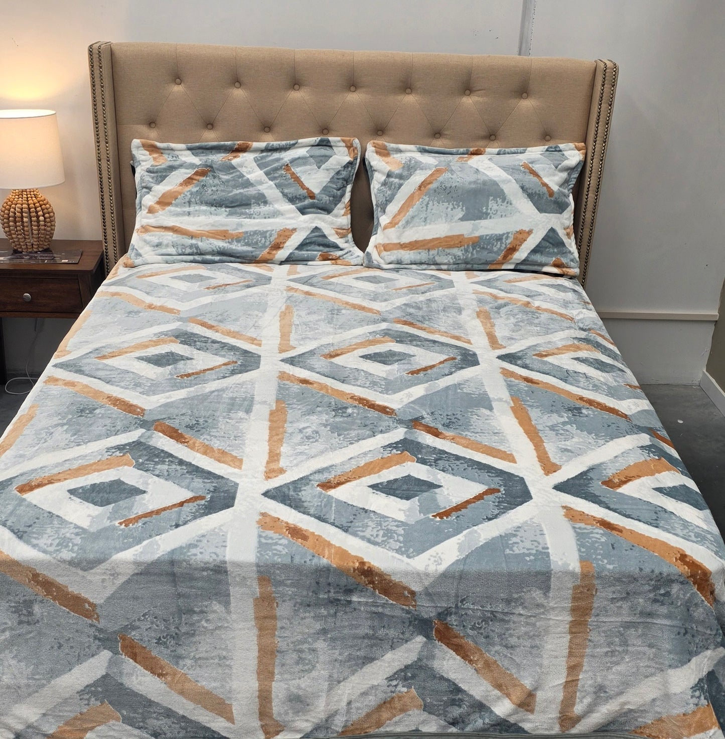 Warm Bedsheet Set
