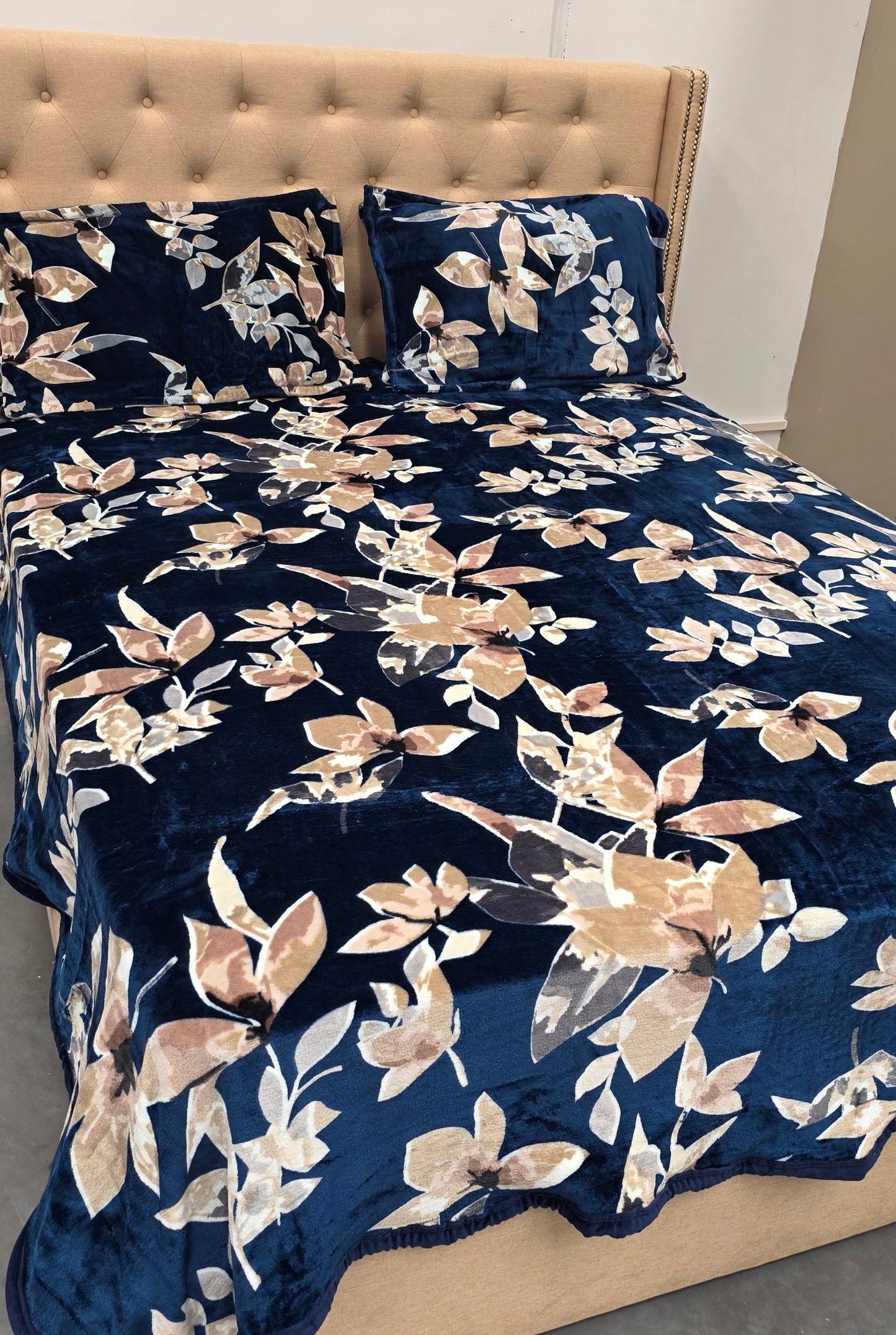 Warm Bedsheet Set