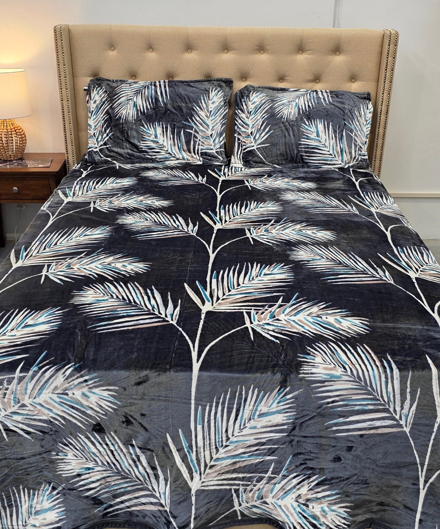 Warm Bedsheet Set