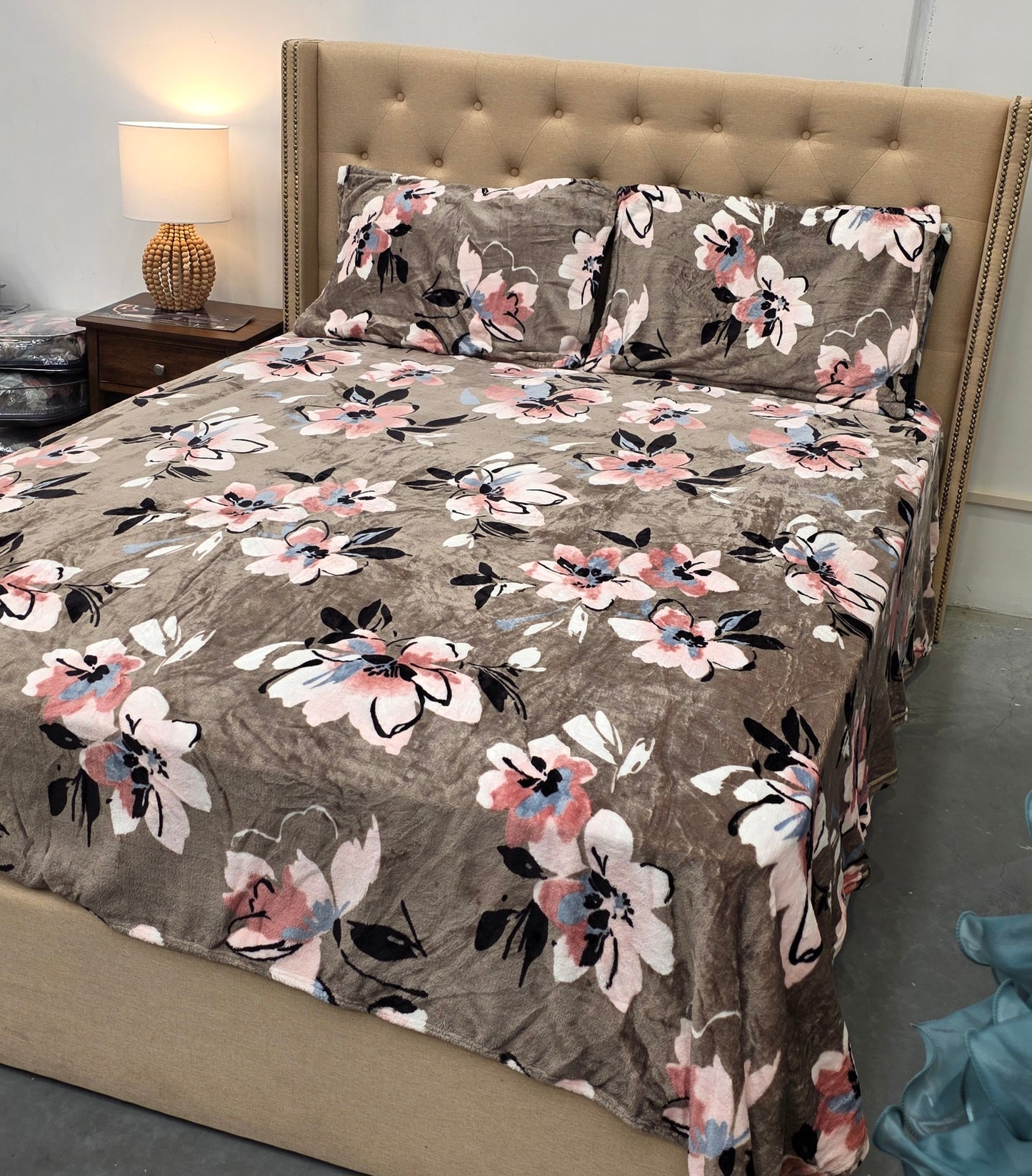 Warm Bedsheet Set