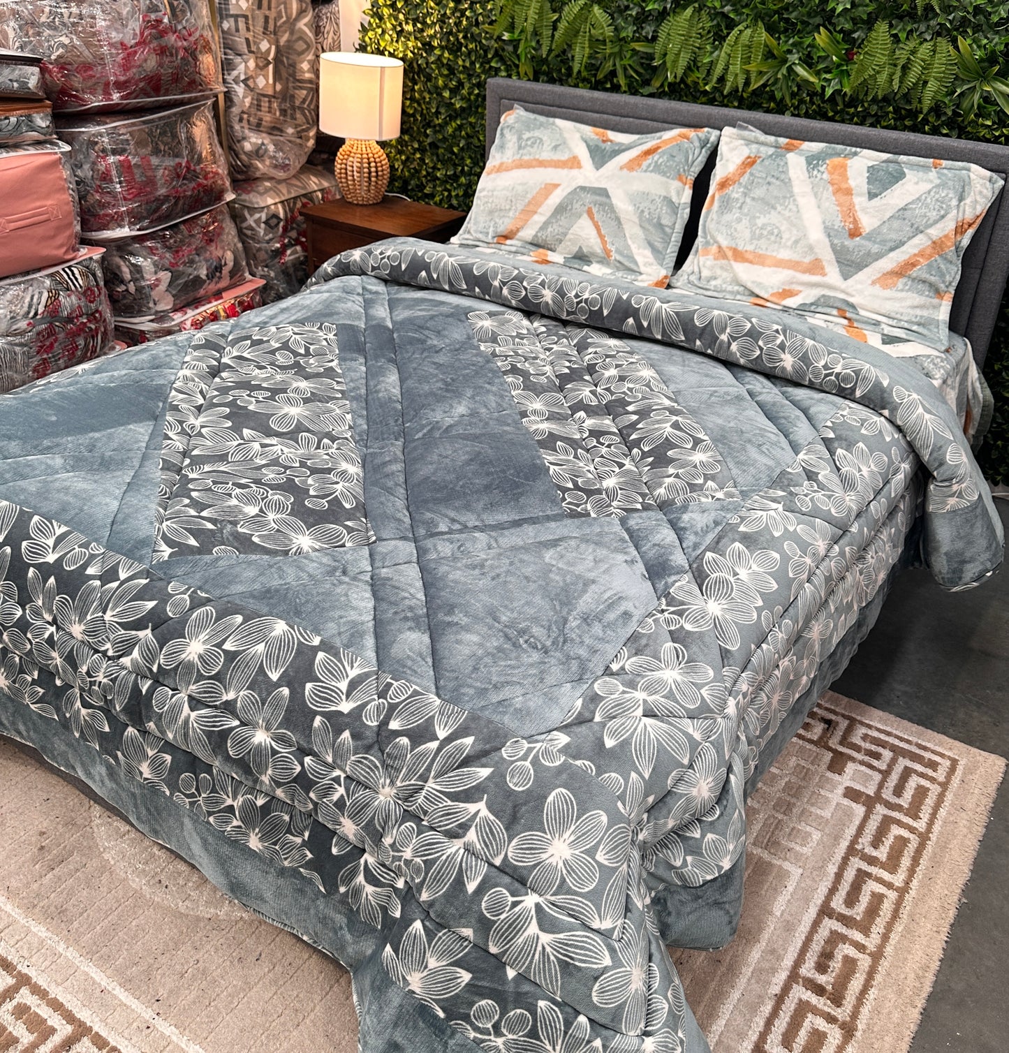 Titlis Extra Plush Warm Quilt
