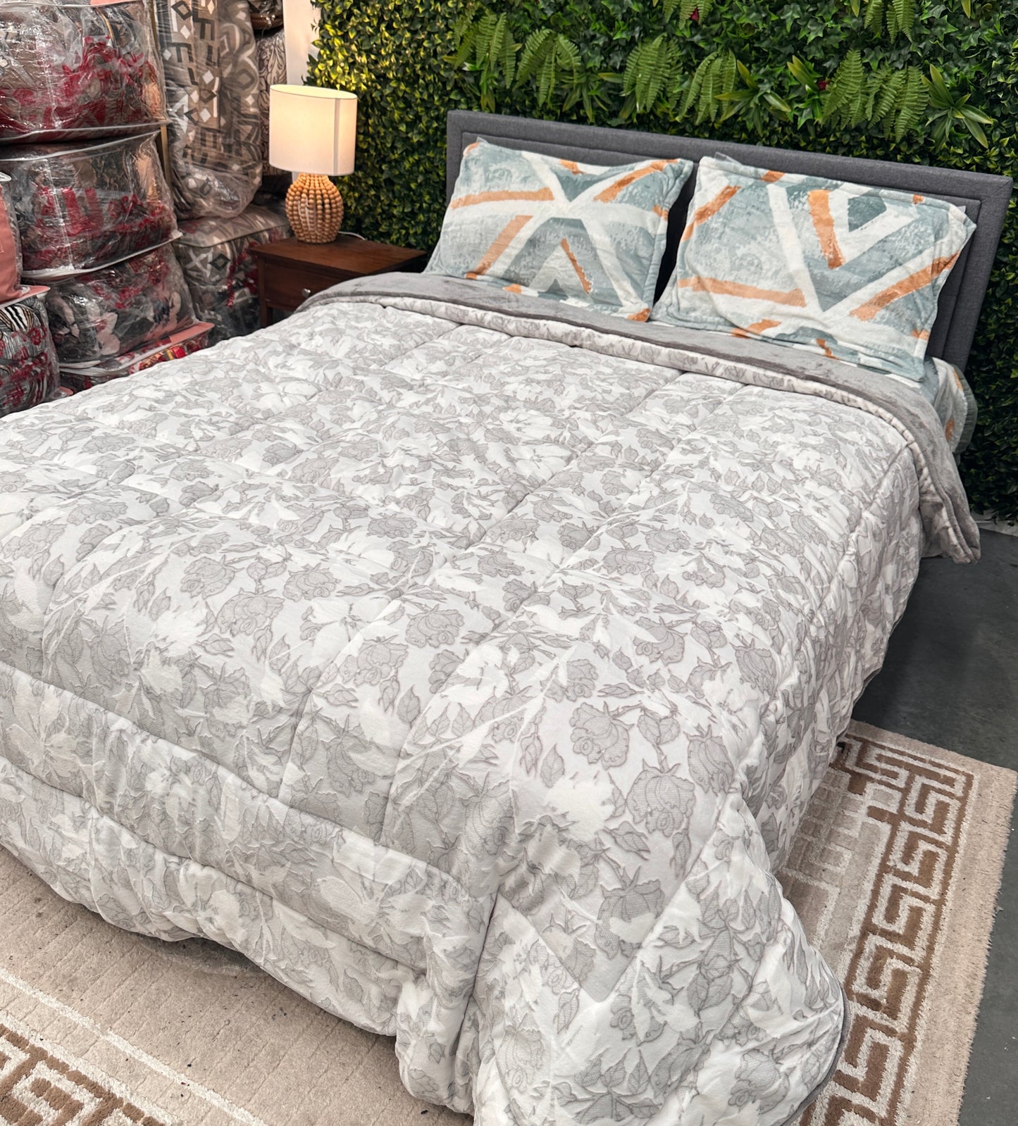Titlis Extra Plush Warm Quilt