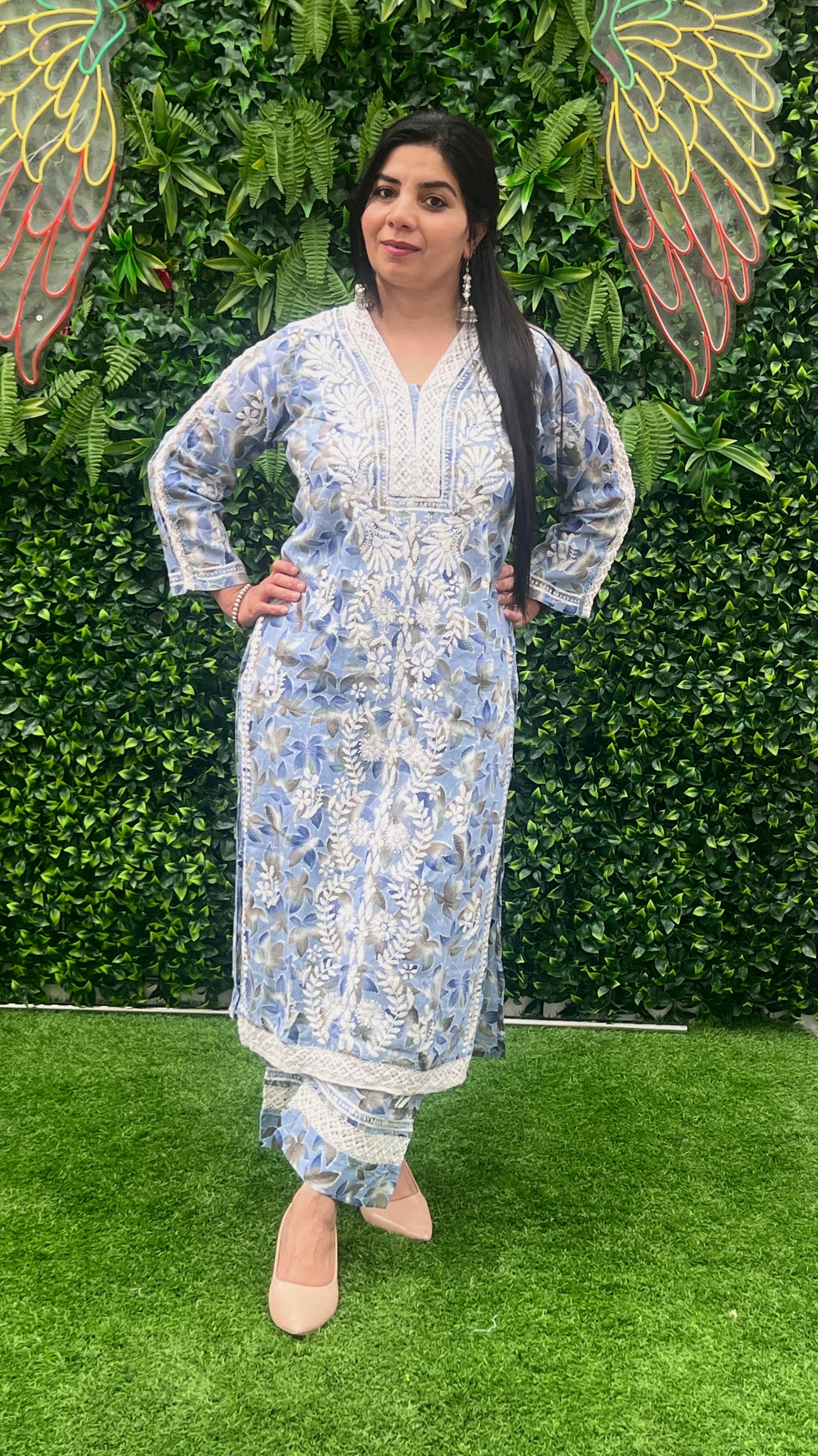 Mulmul Cotton Kurta & Pant Set in Chikankari Handwork