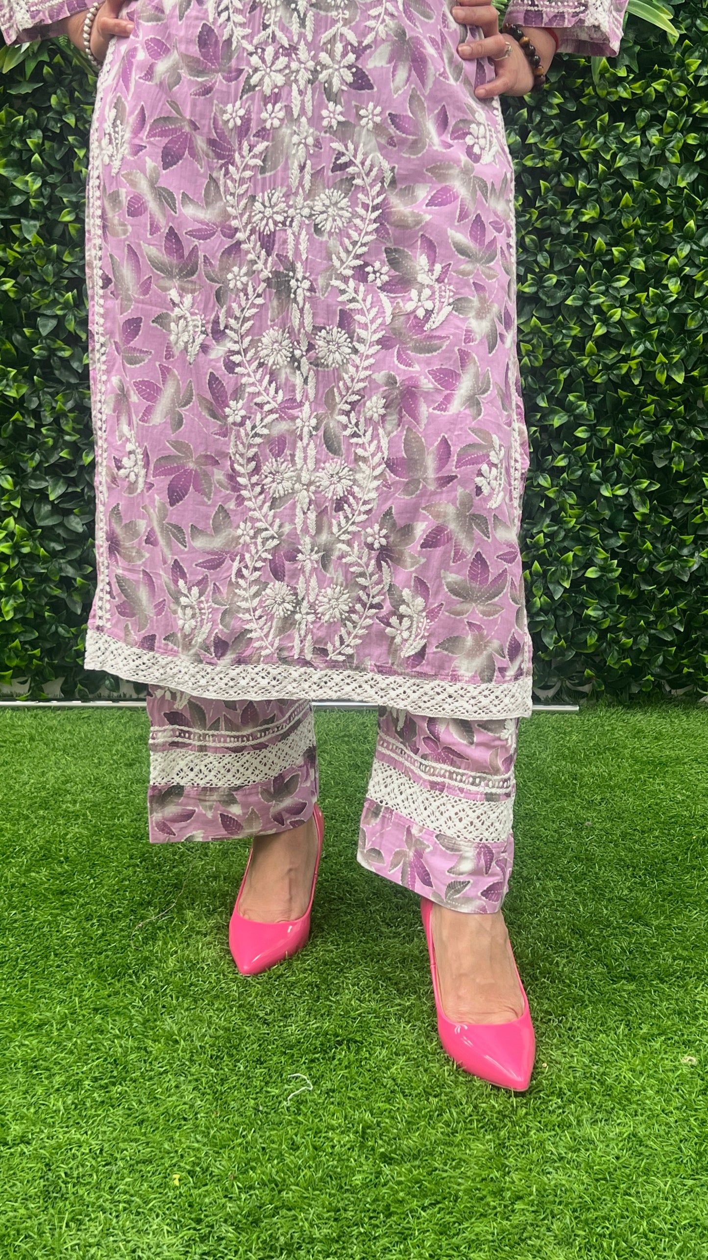 Mulmul Cotton Kurta & Pant Set in Chikankari Handwork