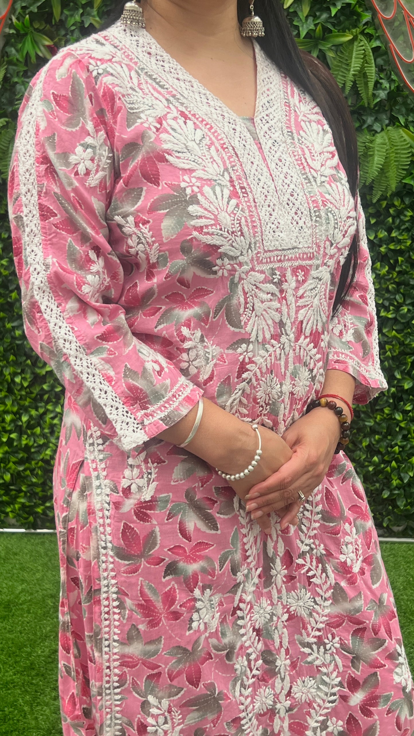Mulmul Cotton Kurta & Pant Set in Chikankari Handwork