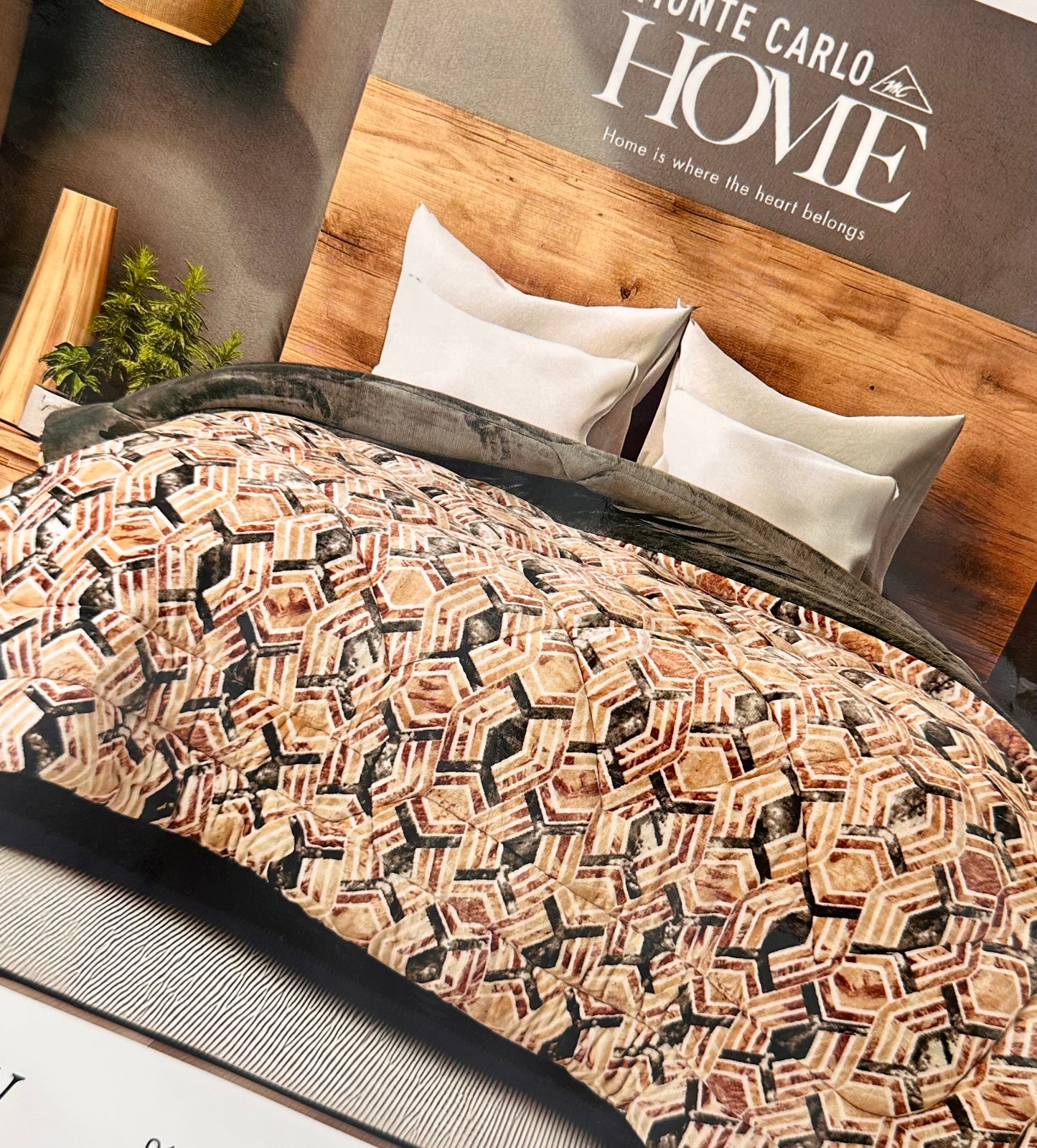 Monte Carlo Premium Luxury 4Pc Quilt Set