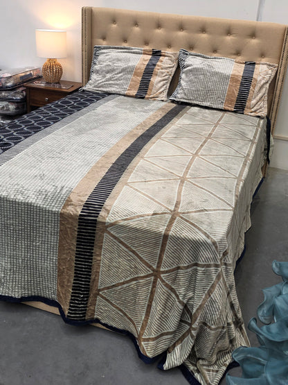 Warm Bedsheet Set