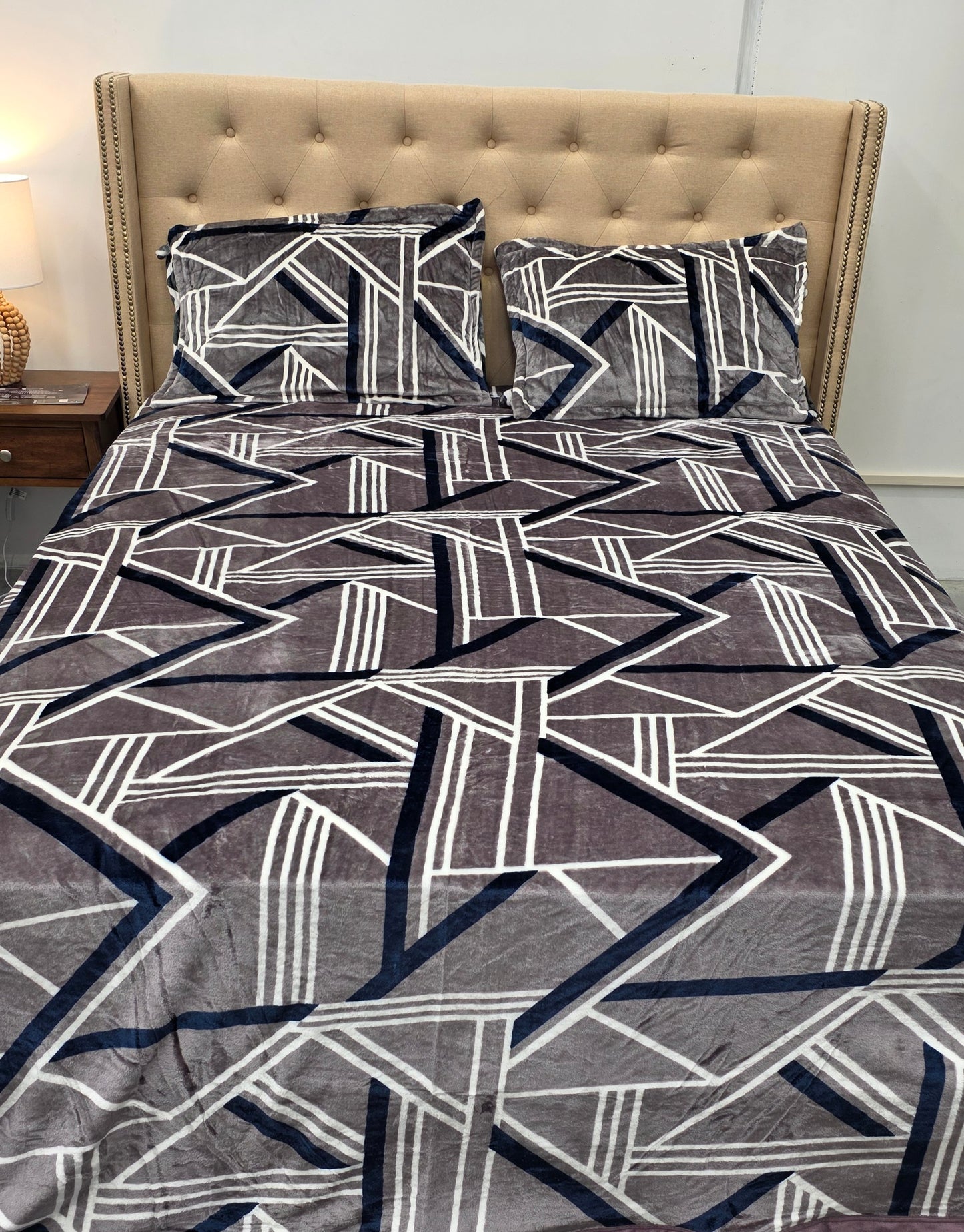 Warm Bedsheet Set