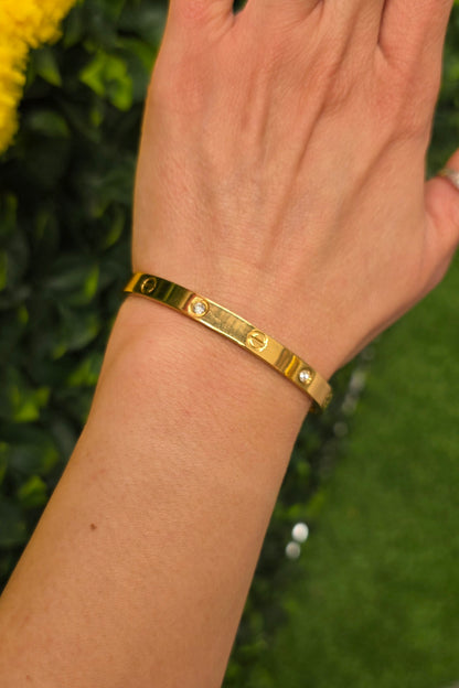 18K Gold Plated Elegant Designer Bracelet with CZ Stone – Waterproof