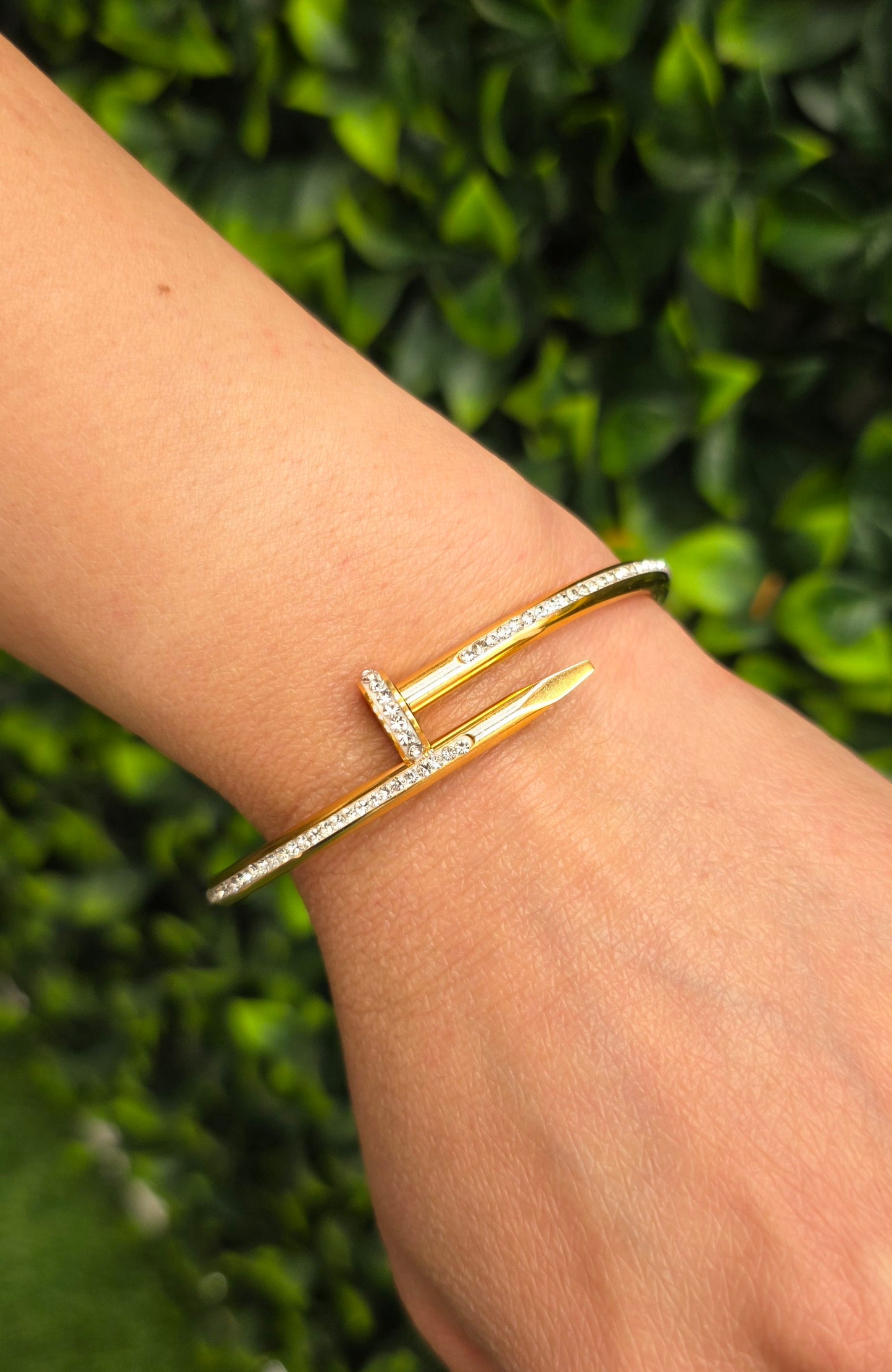 18K Gold Plated Nail Design Bracelet with CZ Stone – Anti Tarnish