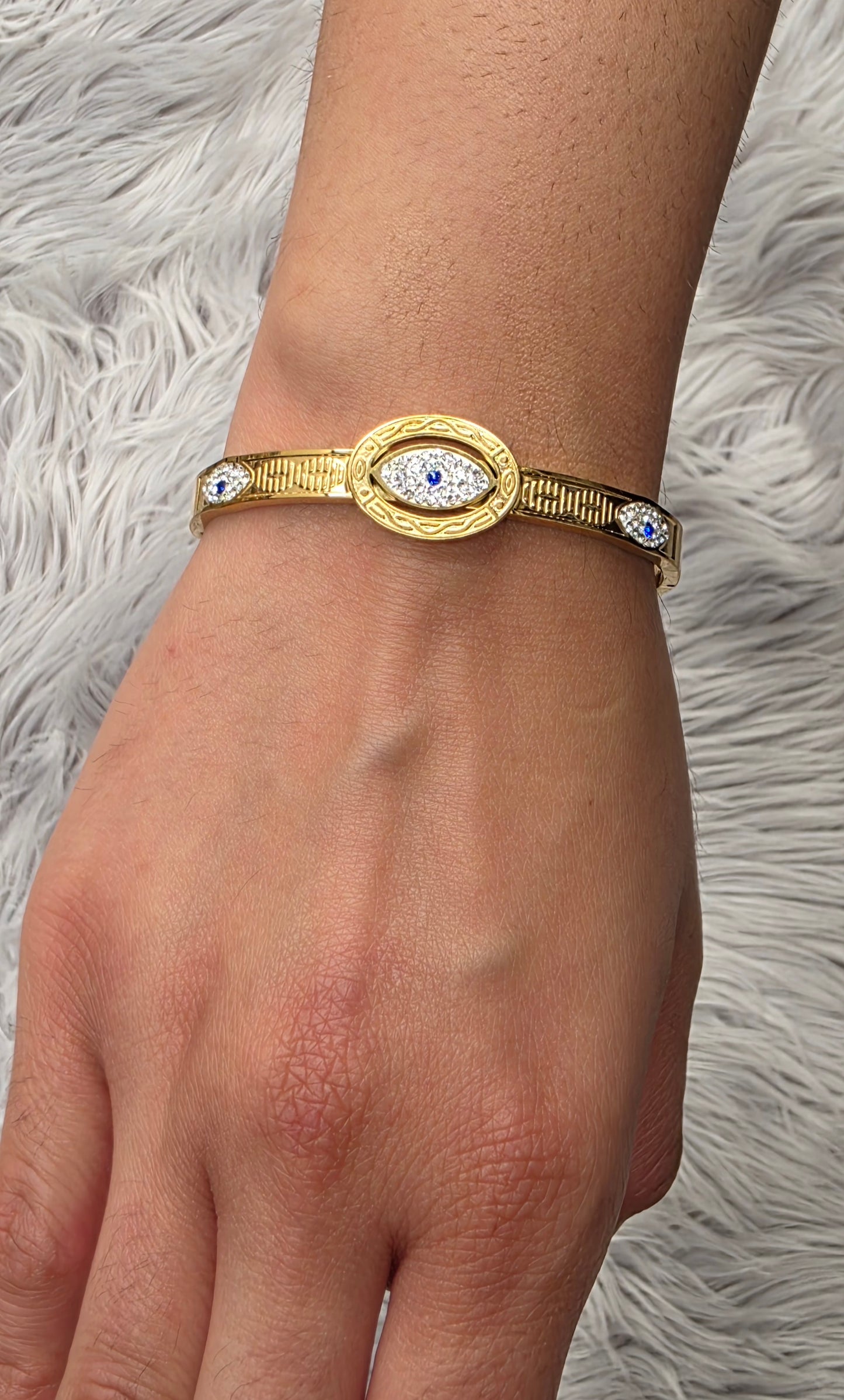 Evil Eye Cuff Bracelet with CZ Stones – 18K Gold Plated, Waterproof & Hypoallergenic