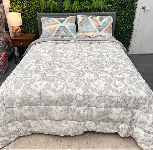 Titlis Extra Plush Warm Quilt