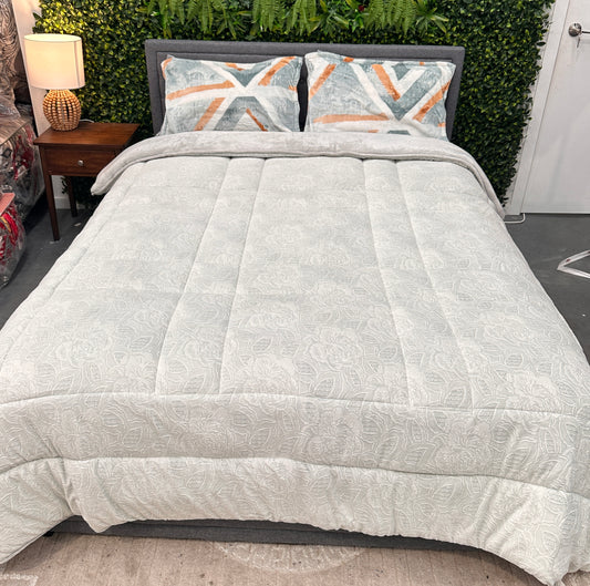Titlis Extra Plush Warm Quilt
