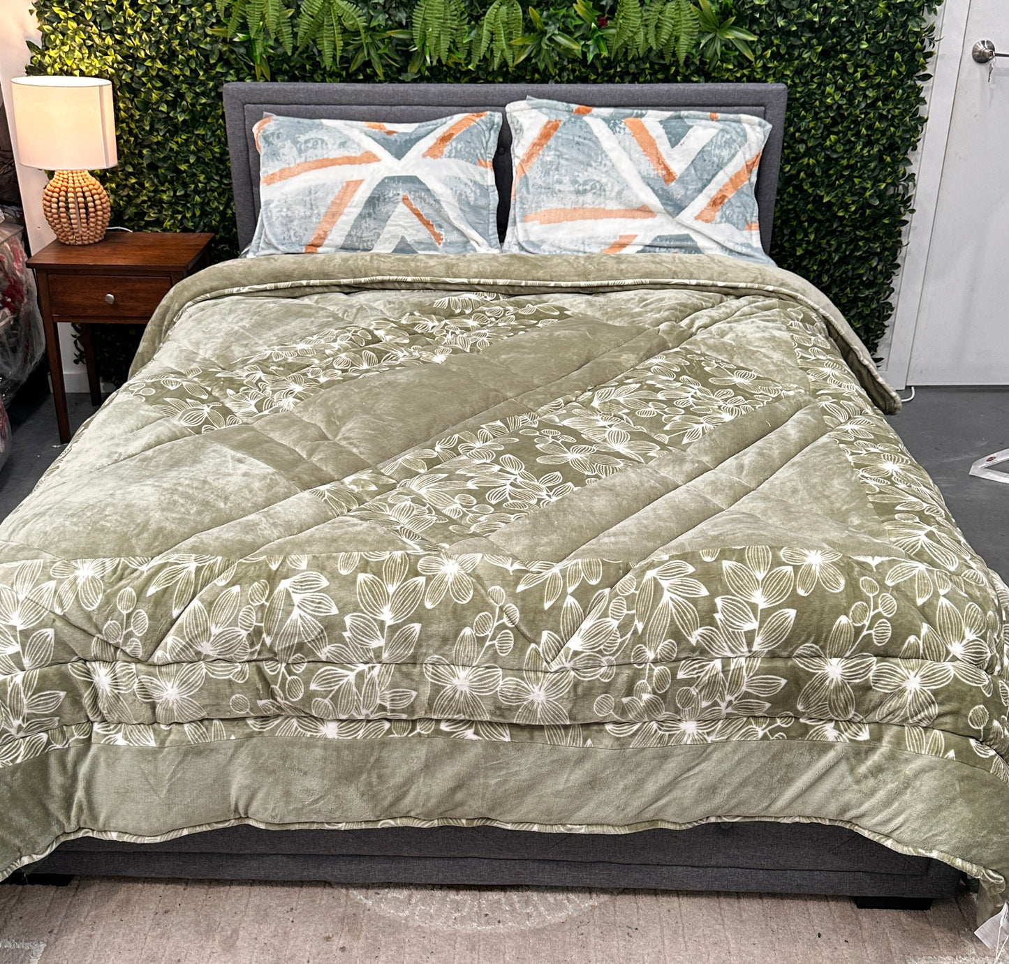 Titlis Extra Plush Warm Quilt