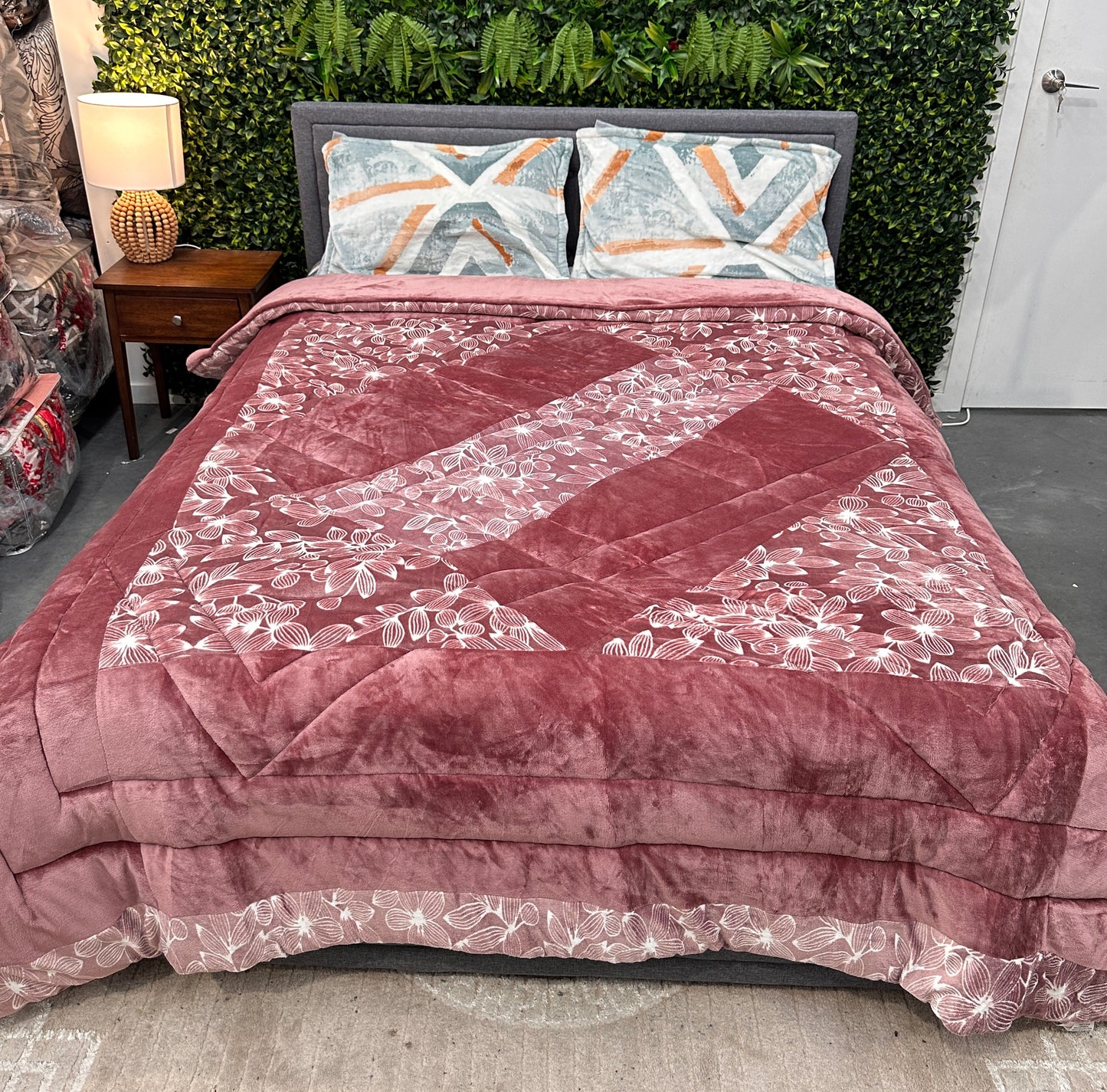 Titlis Extra Plush Warm Quilt