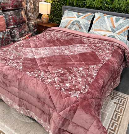 Titlis Extra Plush Warm Quilt